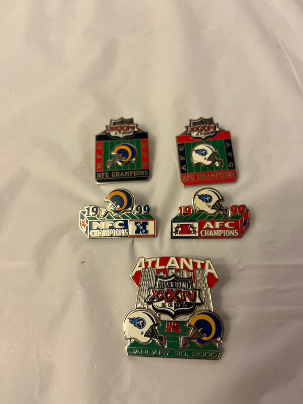 Vintage NFL PIN SET SET OF 5 pins